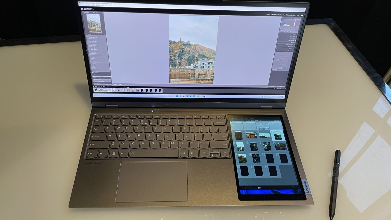 220105104913-lenovo-thinkbook-plus-gen-3-3.jpg
